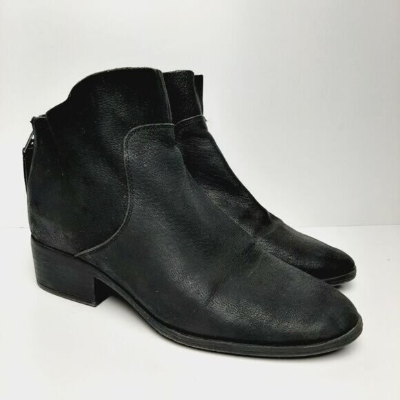 LUCKY BRAND Short Ankle Chelsea Bootie Black Nubuck Leather Low Heel Sz 6 M - Picture 2 of 13